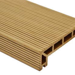 PolarDeck komposiittikulmalauta 148x24x44x4000mm karamelli
